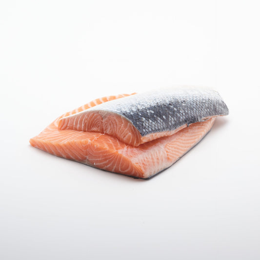 Losos atlantický nórsky filet s kožou. 100g